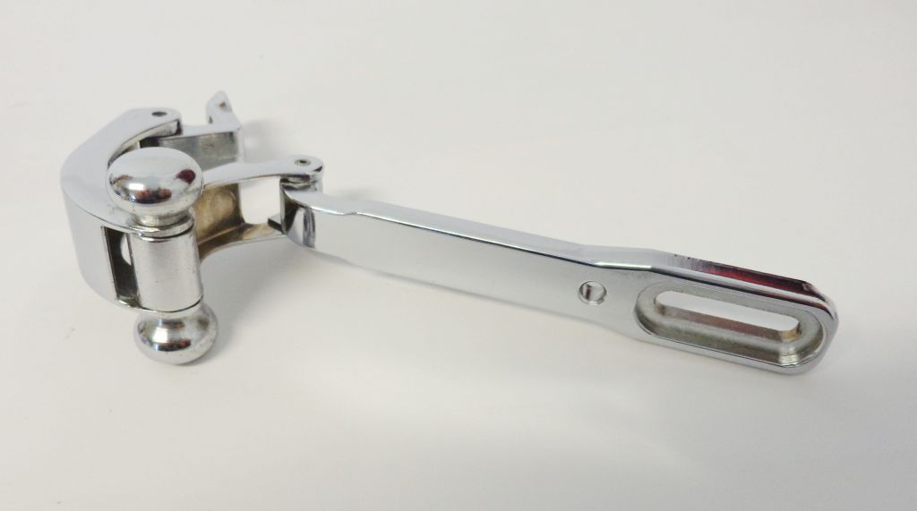 Karosserie - Ausstattung / Zierteile: Fensteraussteller chrom touring